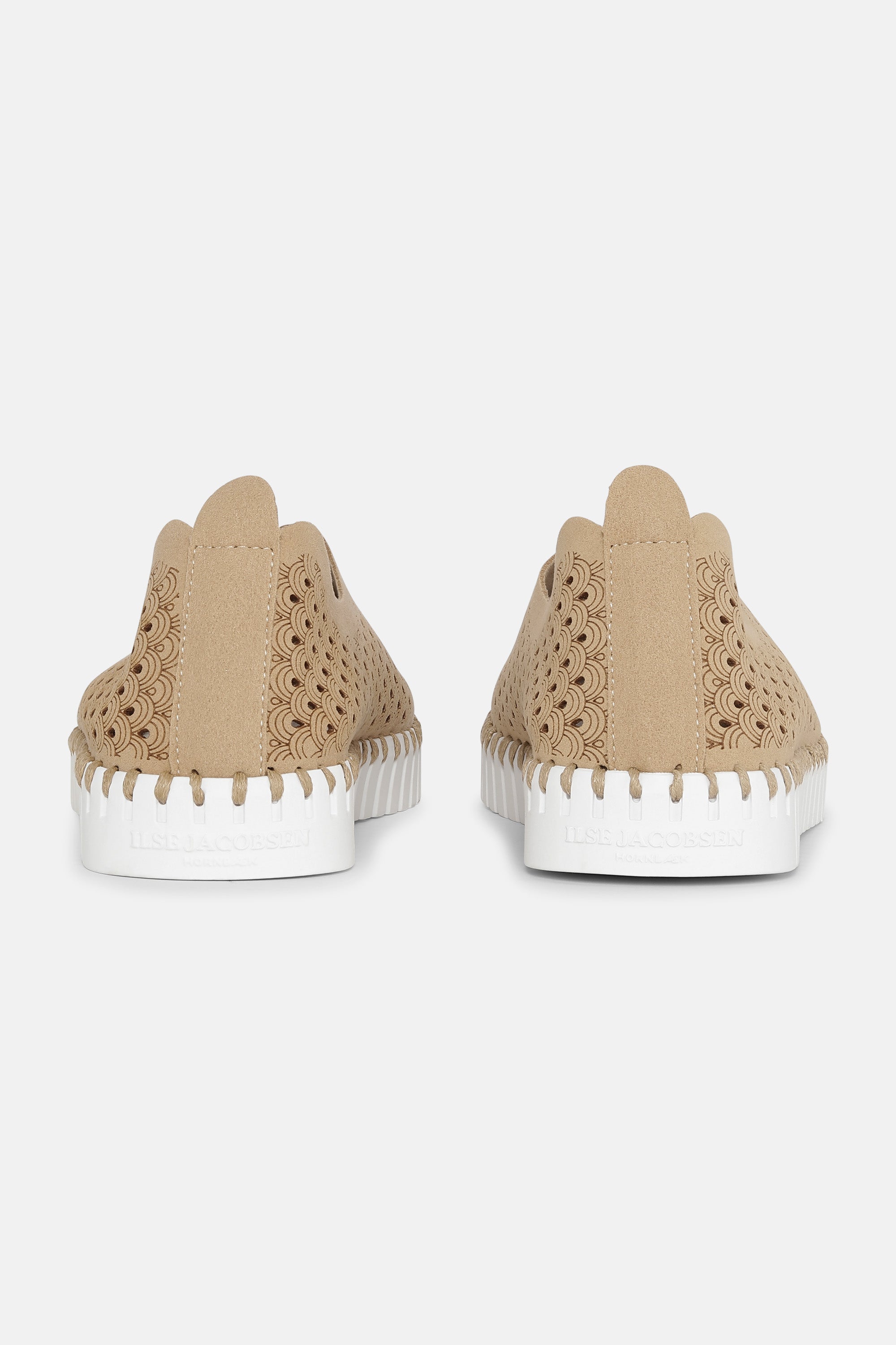 Ilse Jacobsen Hornbæk Footwear Tulip Schuhe Slip-in 110 Latte